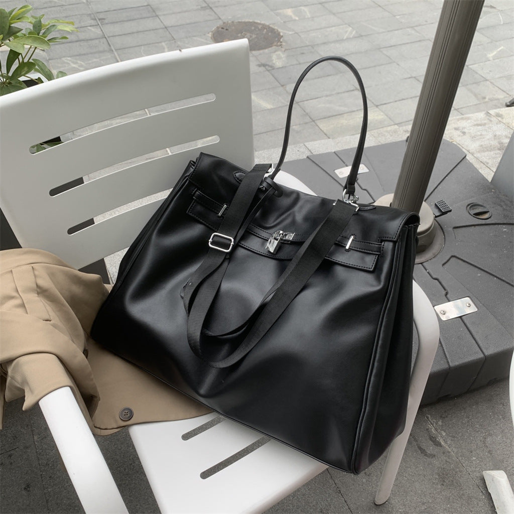 XL smooth leather tote