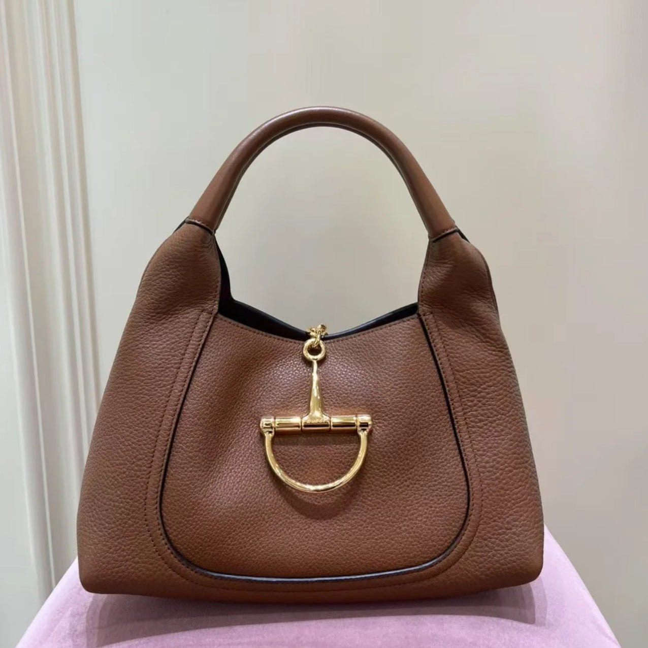 Softbit shoulder bag