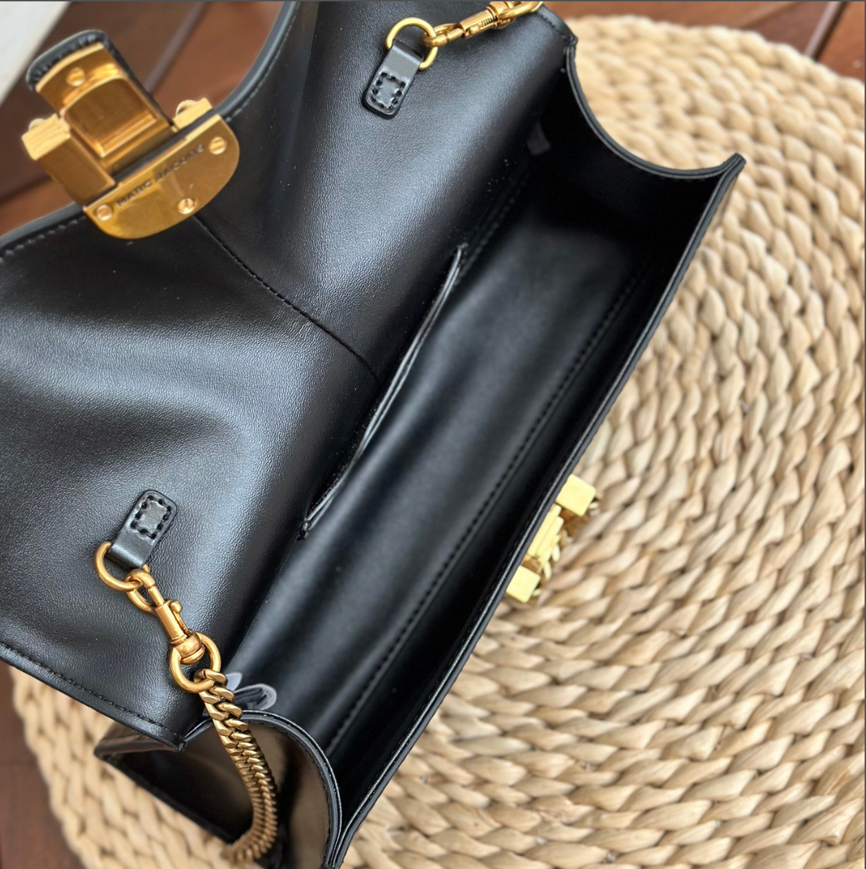 Marc Chain Wallet Bag