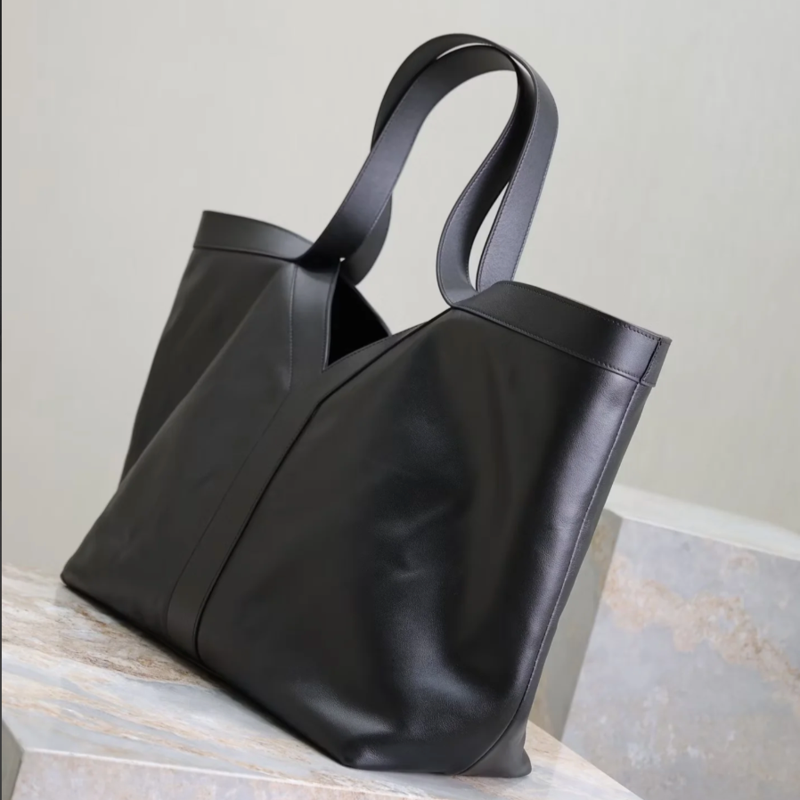 VG leather handbag
