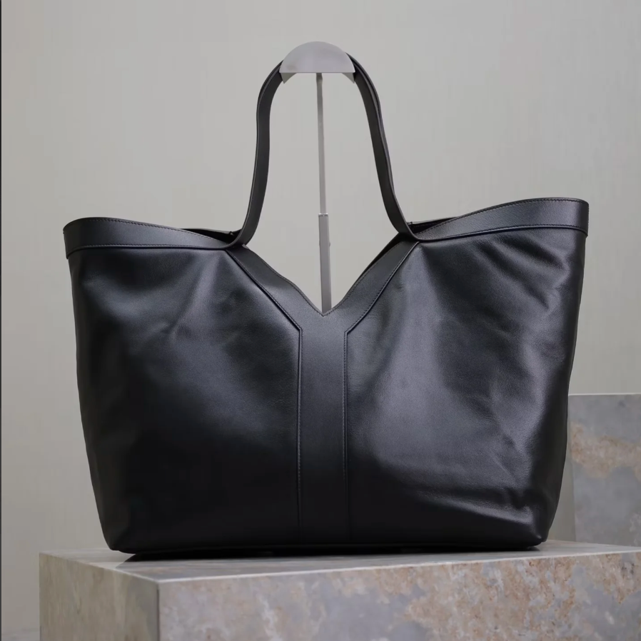VG leather handbag