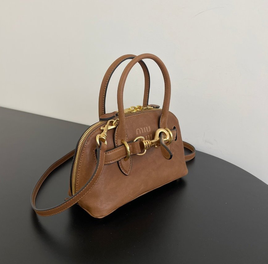 Aventure mini leather bag