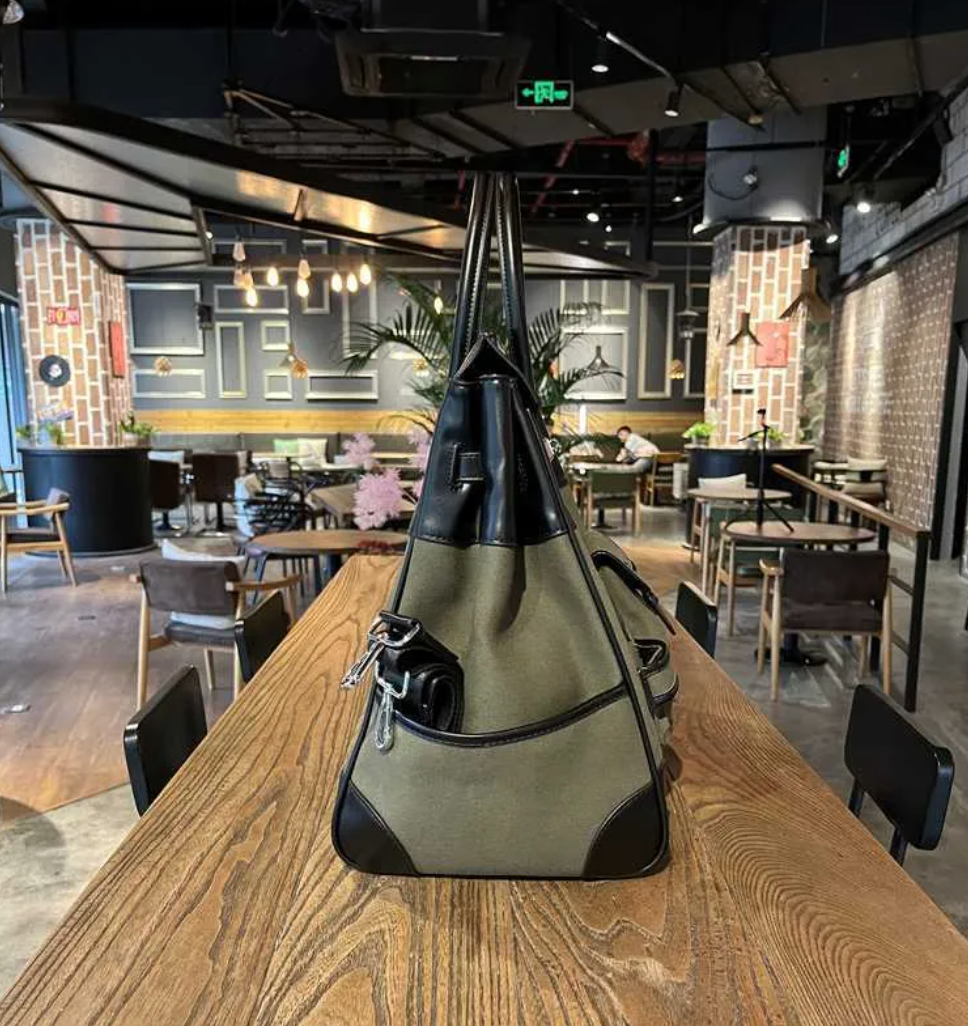 Large travel bag