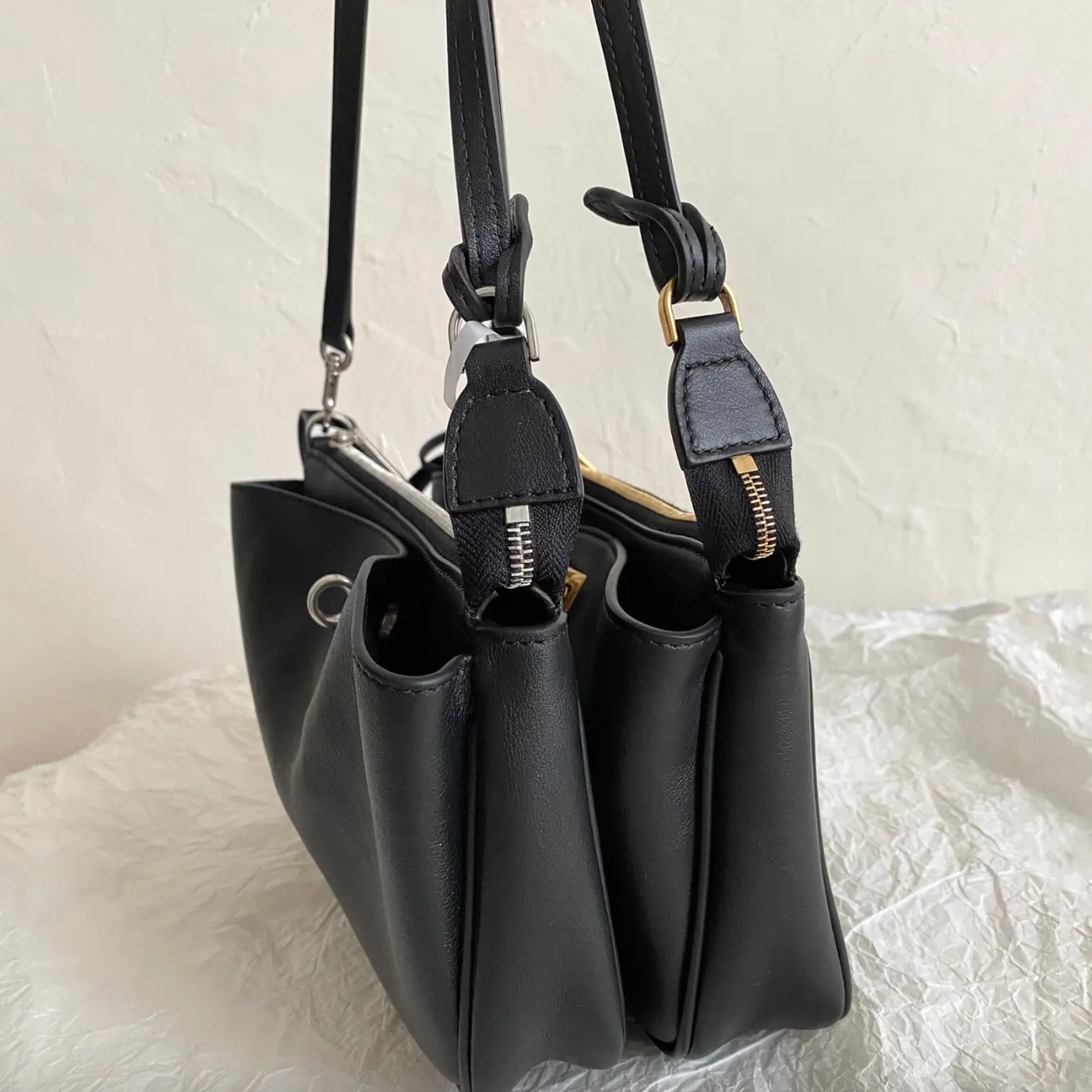 Chic Convertible Shoulder Bag