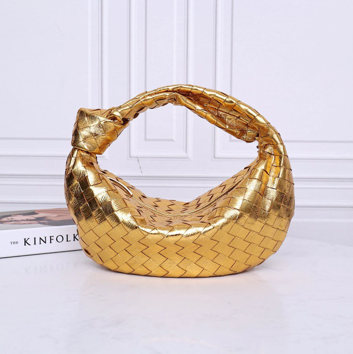 Knotted Intrecciato Lambskin Hobo Bag – Metallic Gold