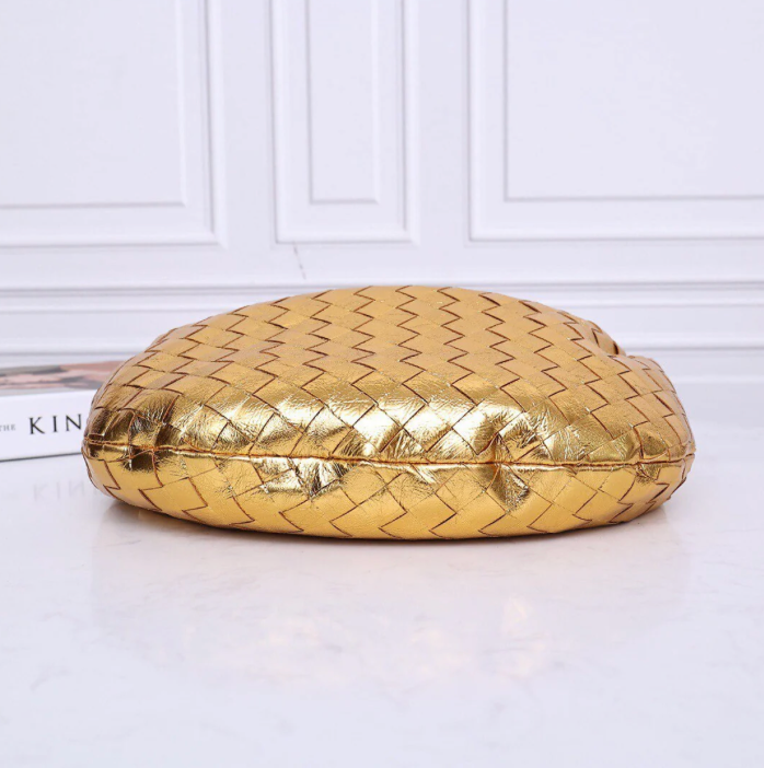 Knotted Intrecciato Lambskin Hobo Bag – Metallic Gold