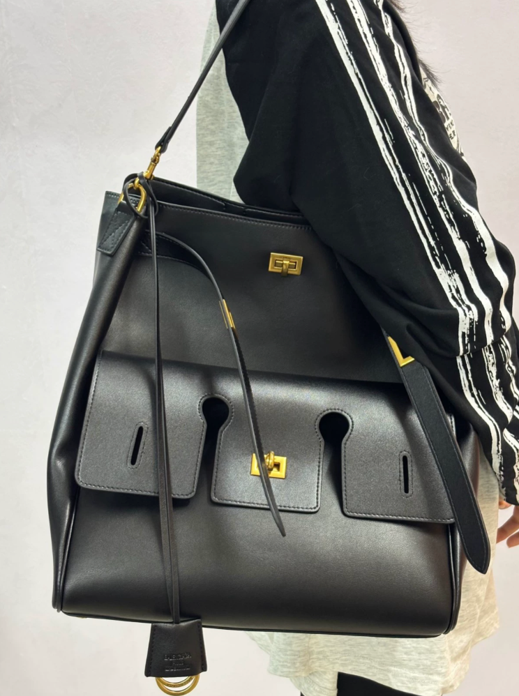 Belair shoulder bag