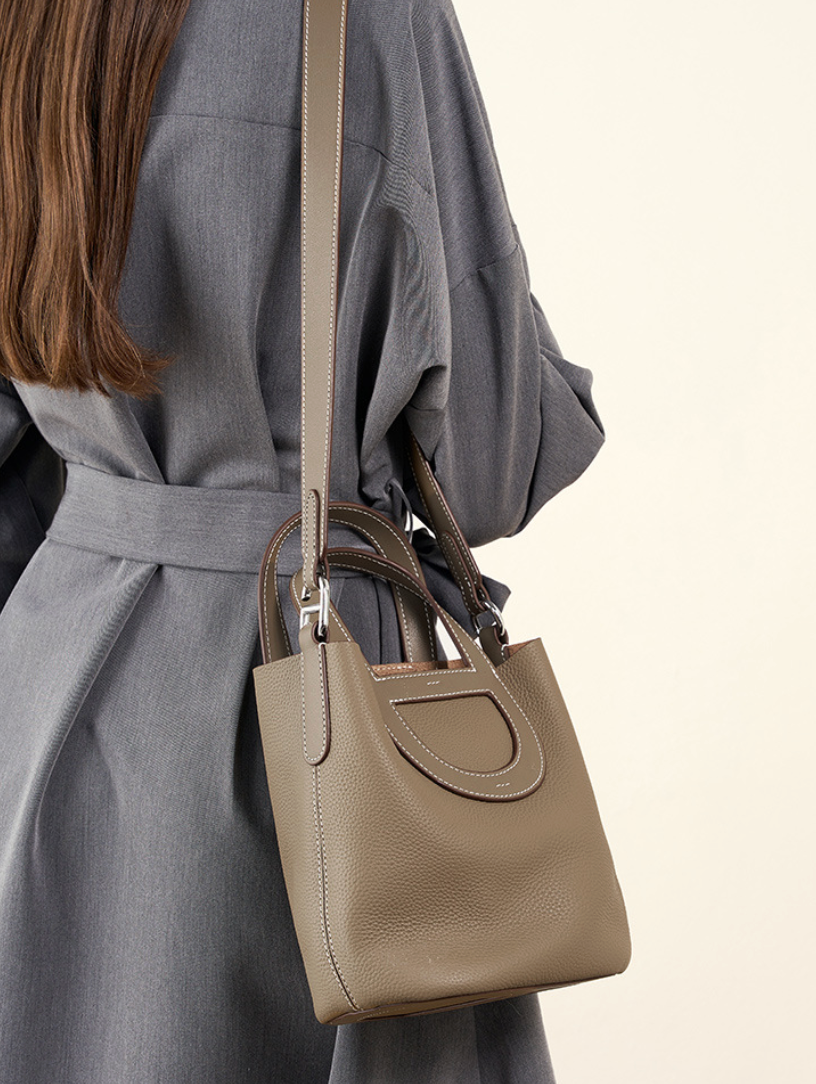Leather Cutout Handle tote
