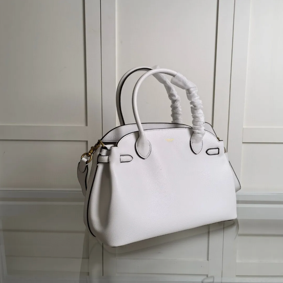 Elegance leather tote