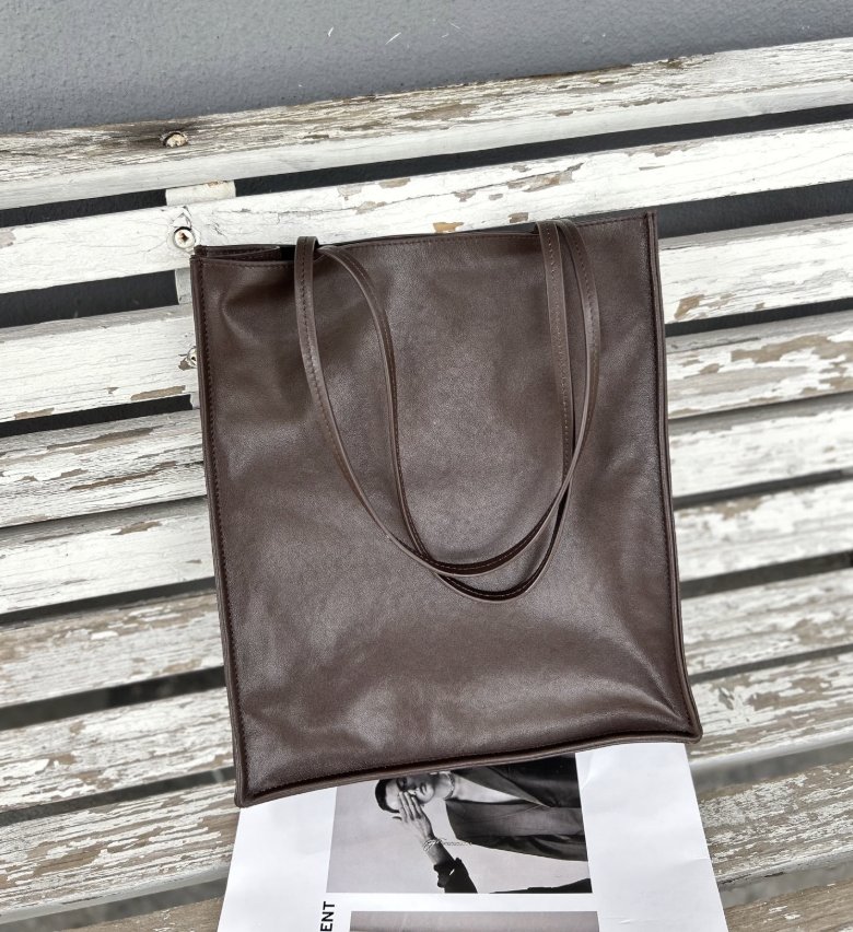 Niche tote bag