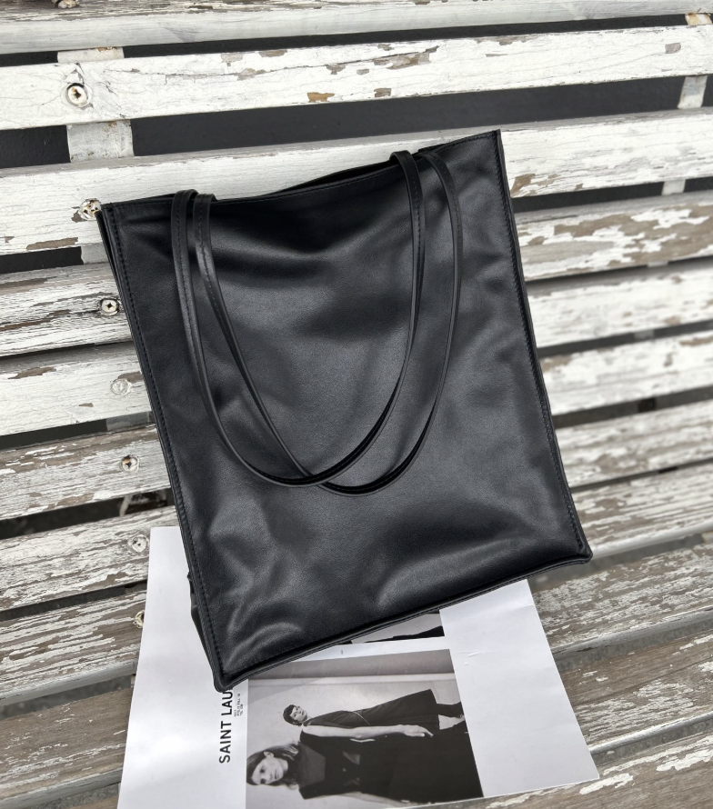Niche tote bag