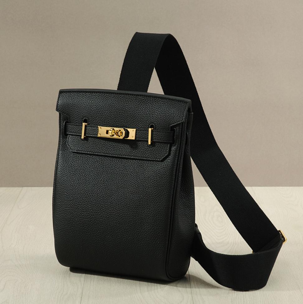 City‑ready Crossbody