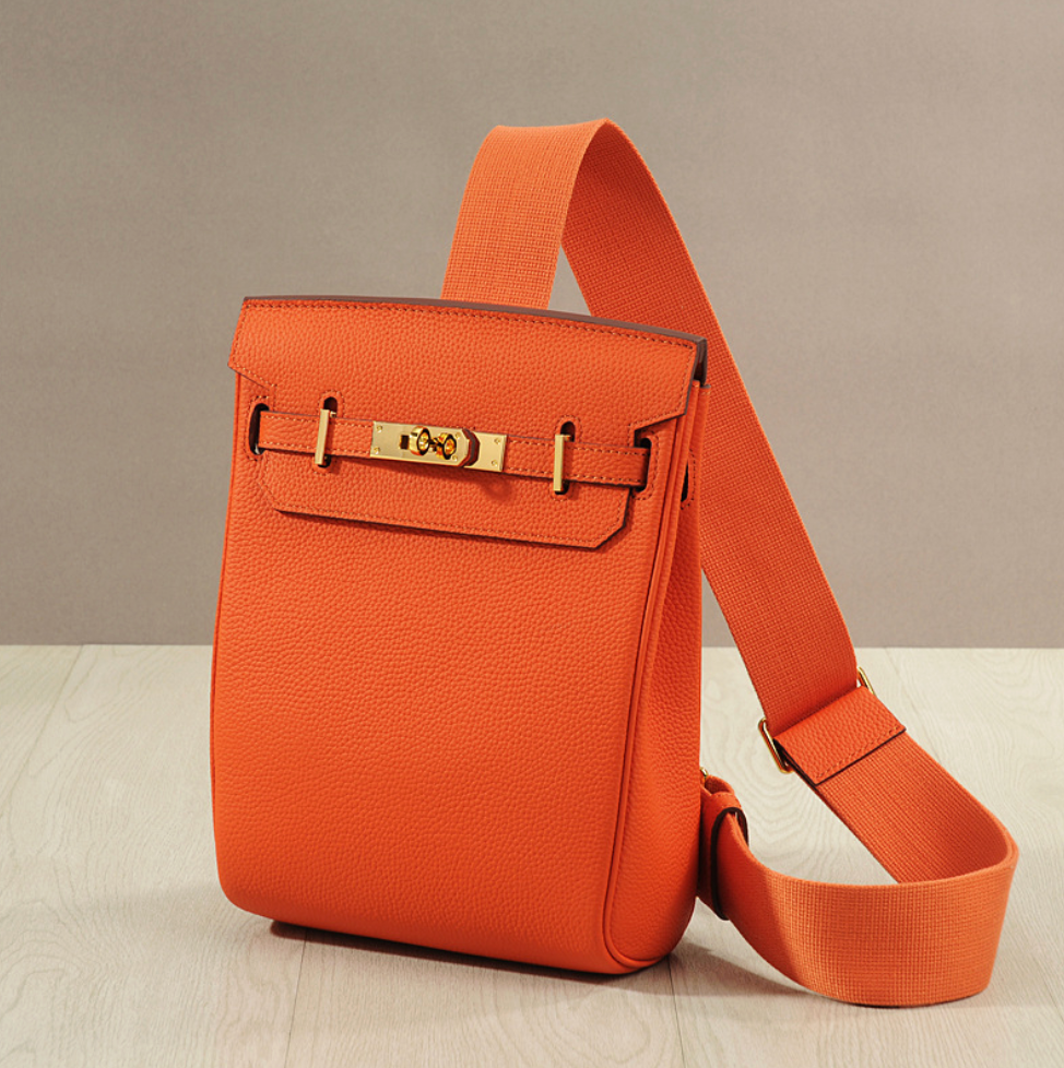 City‑ready Crossbody