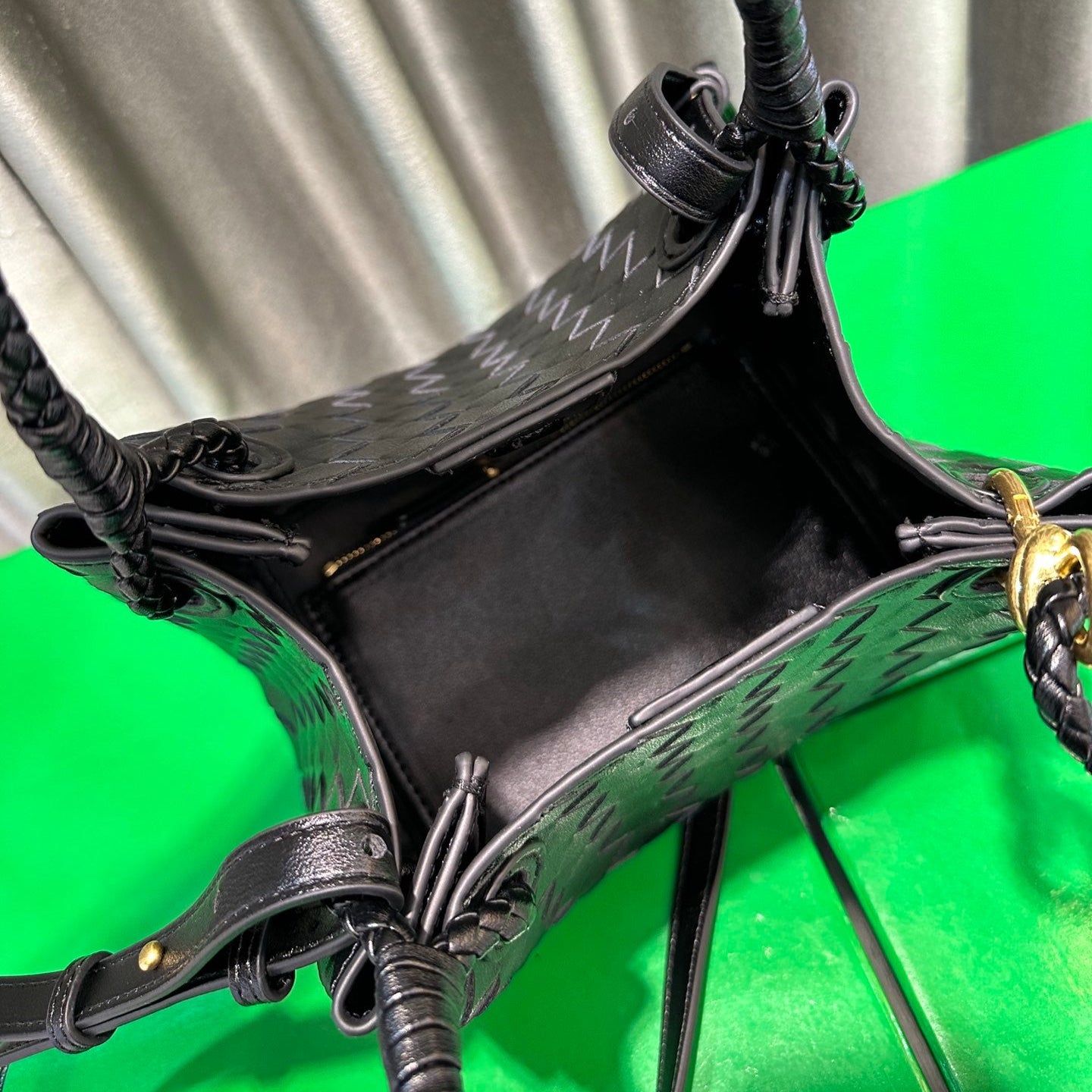 Parachute Hand-Woven Bag