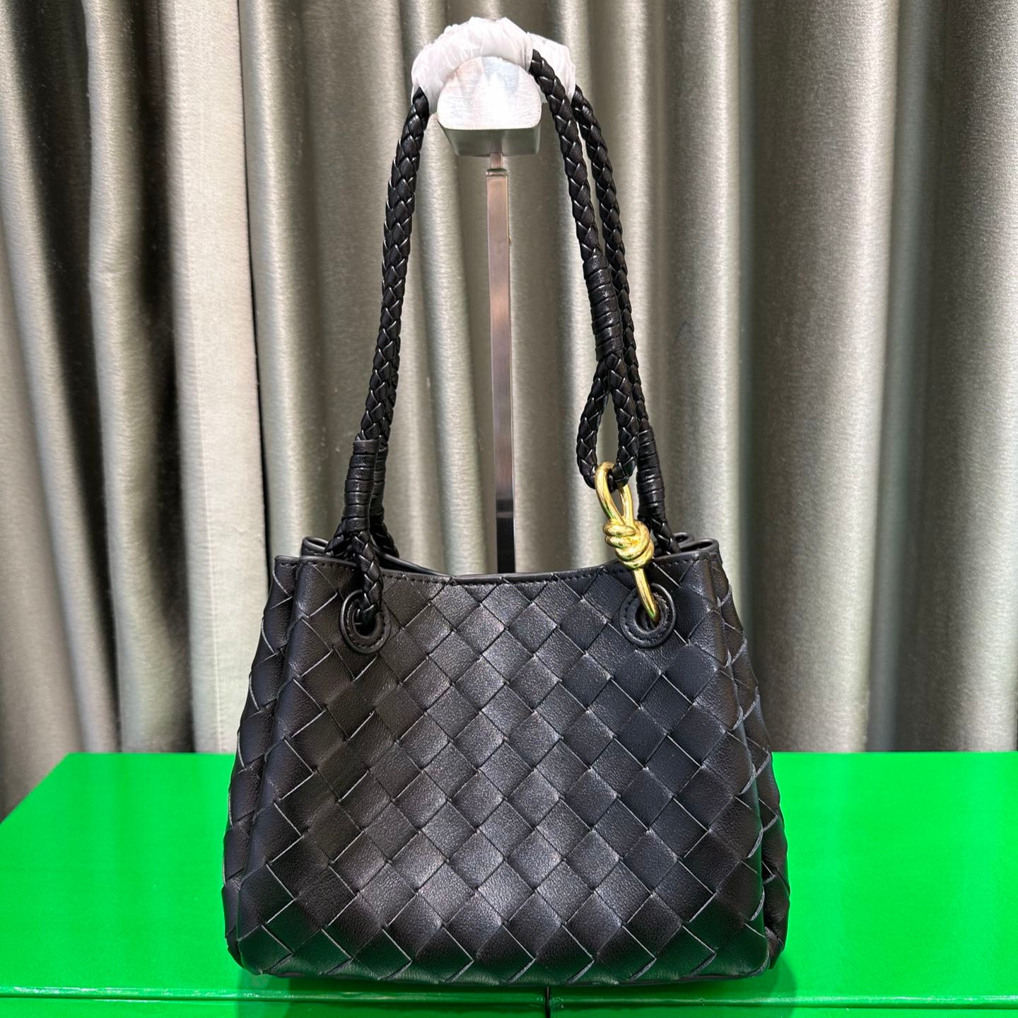 Parachute Hand-Woven Bag