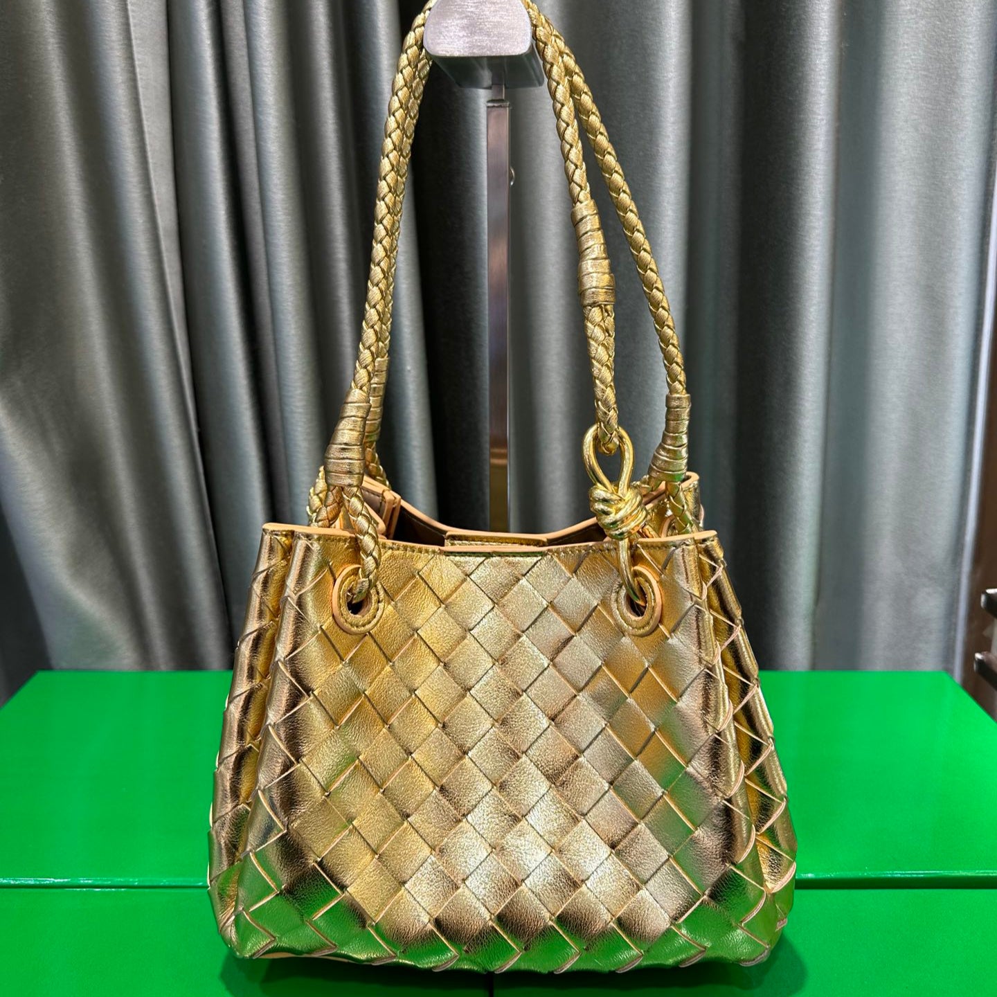 Parachute Hand-Woven Bag