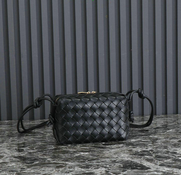 Mini loop camera bag