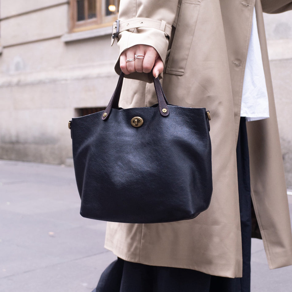 VENE Vintage Full-Grain Vegetable-Tanned Leather Crossbody bag