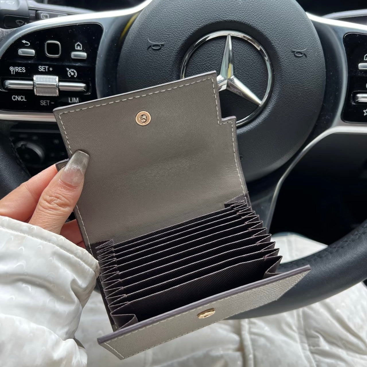 VENE Leather wallet