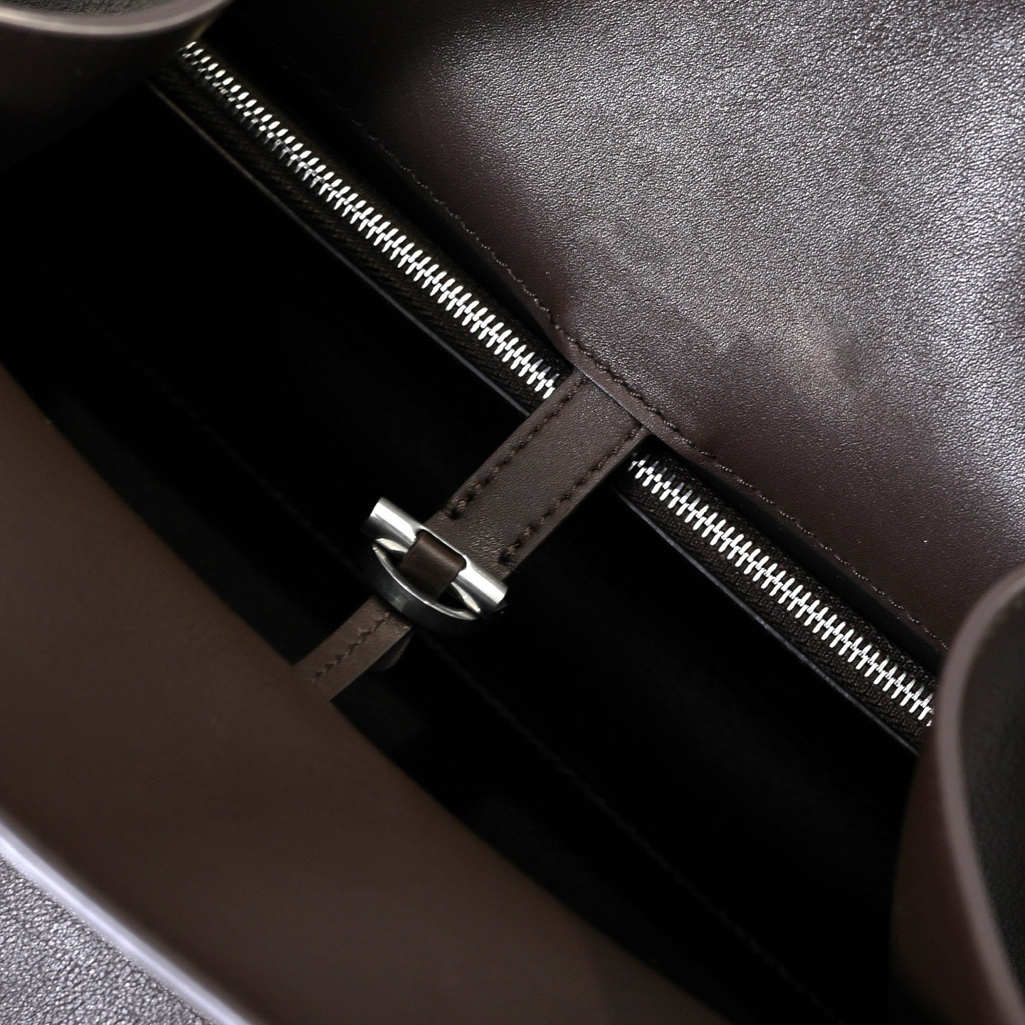 Commuter Shoulder Bag