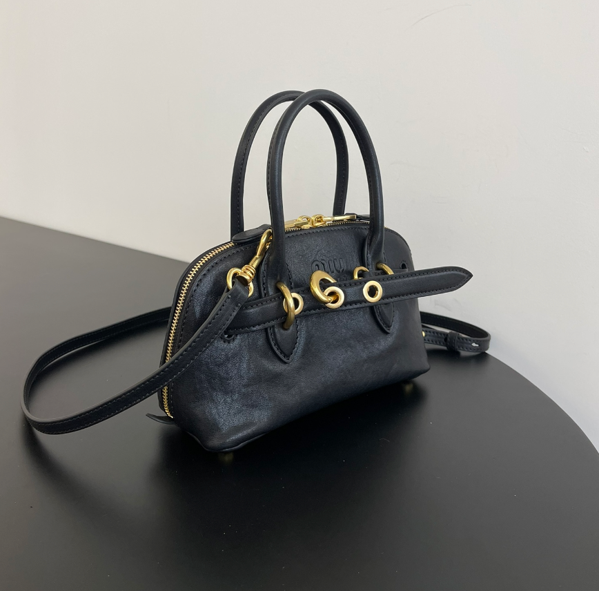 Aventure mini leather bag