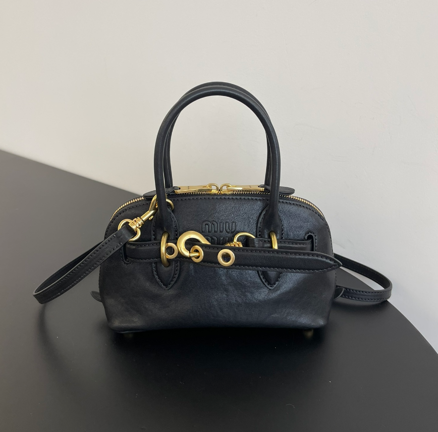 Aventure mini leather bag