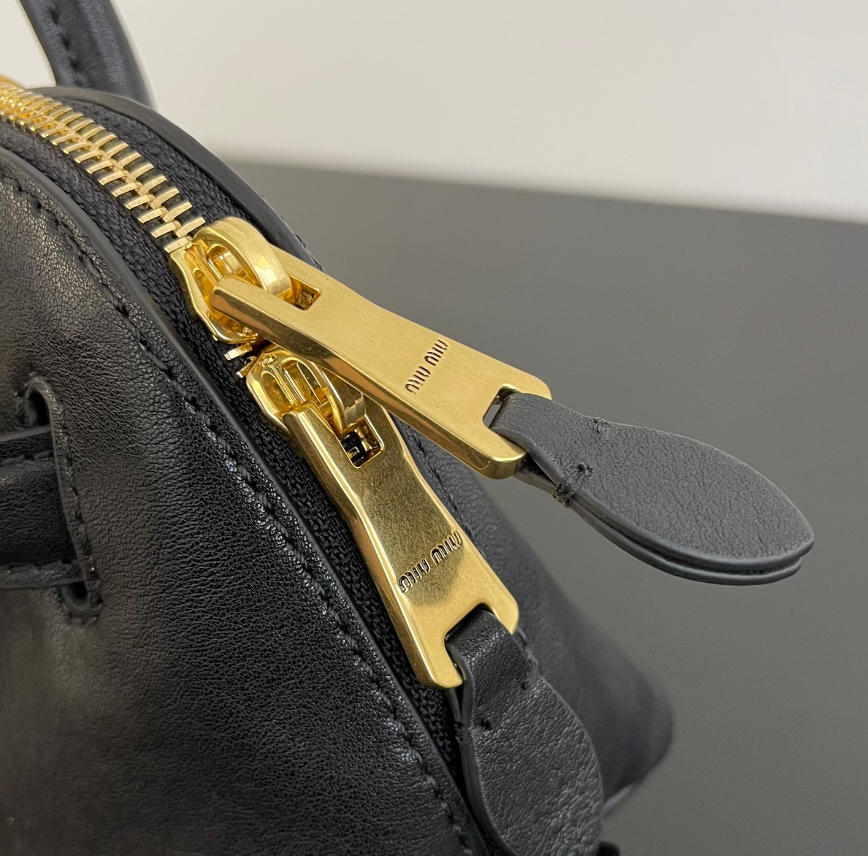 Aventure mini leather bag