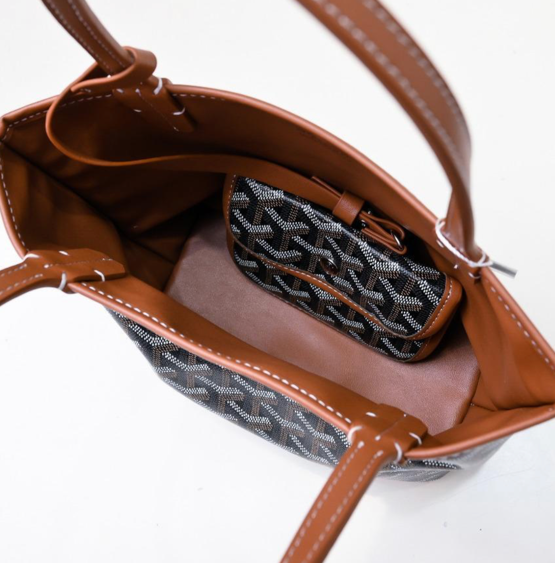 Sunset Chic Tote Bag – With Matching Pouch