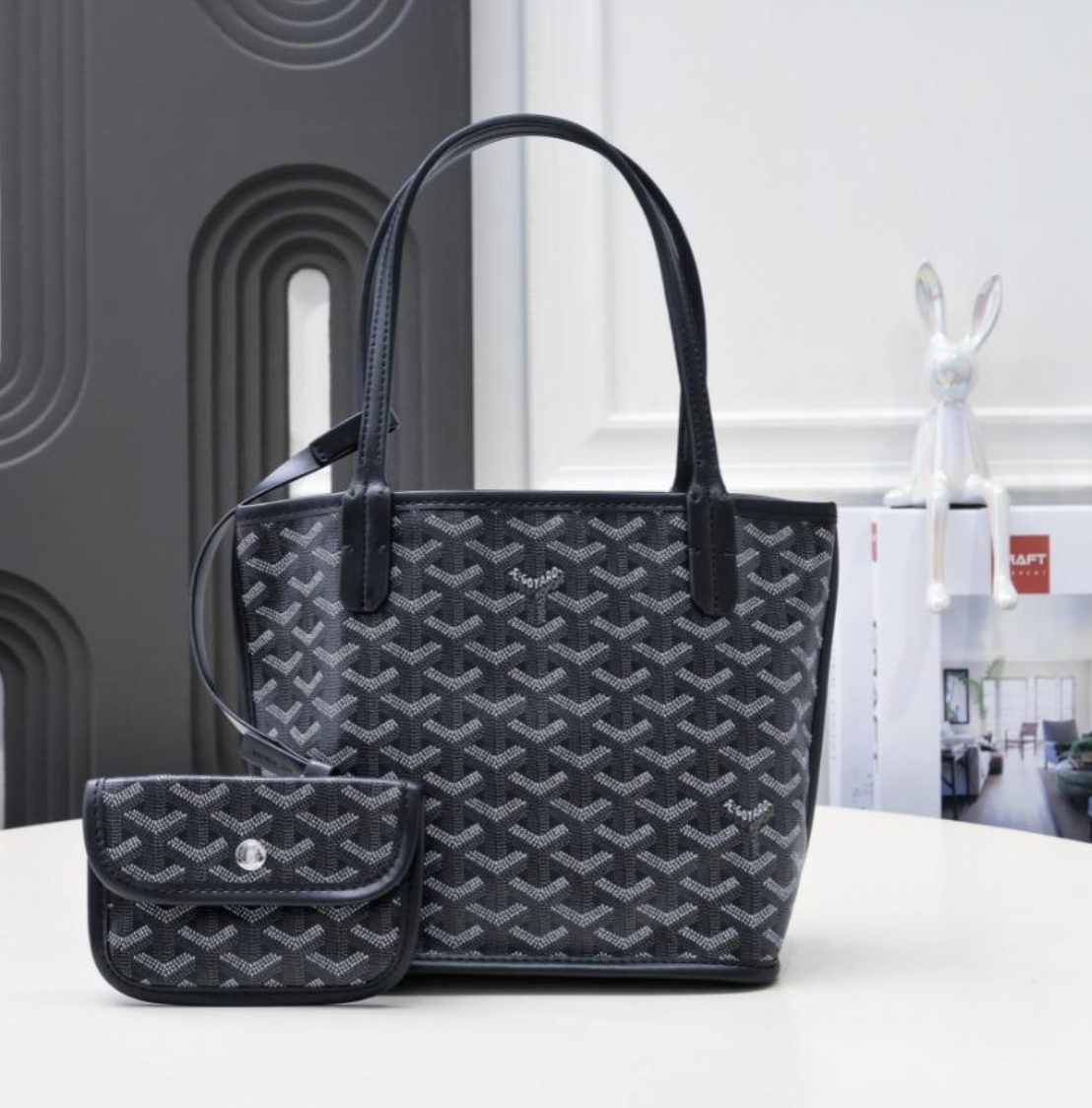 Sunset Chic Tote Bag – With Matching Pouch