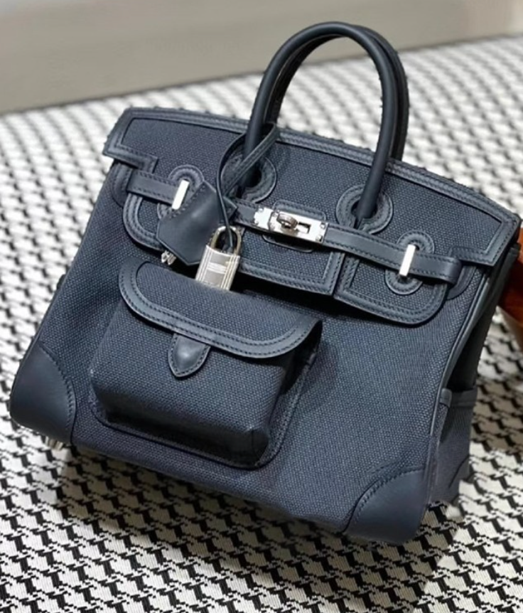 Vene crossbody canvas bag