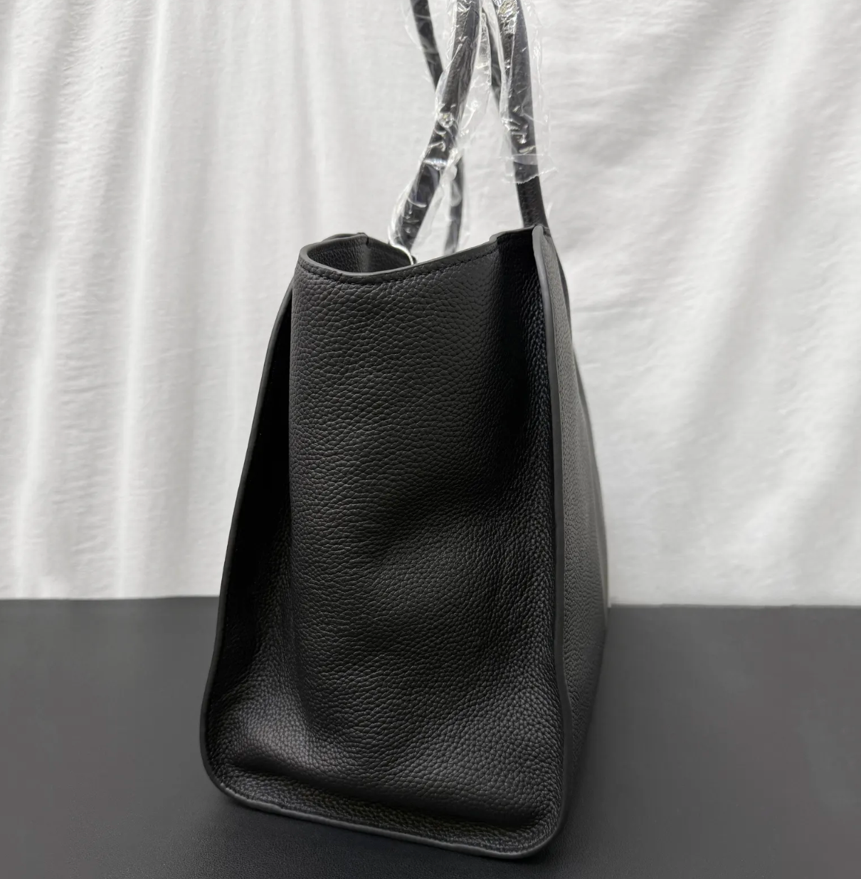 Mimoza leather tote