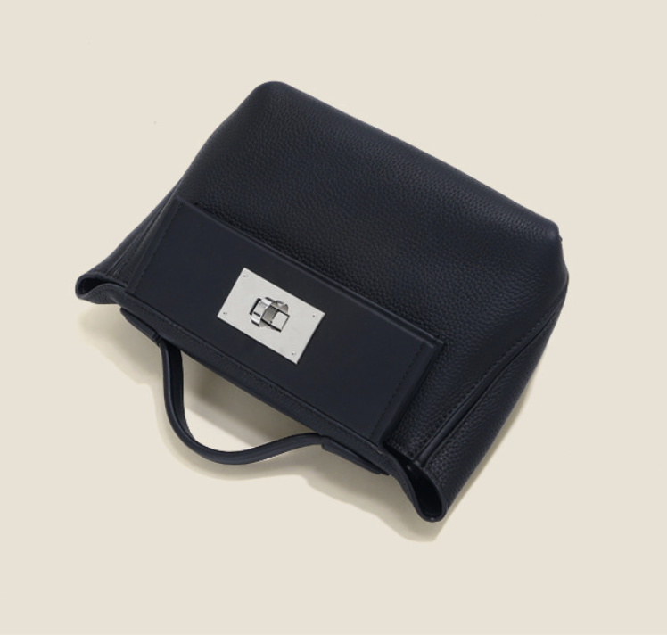 Vene leather crossboy