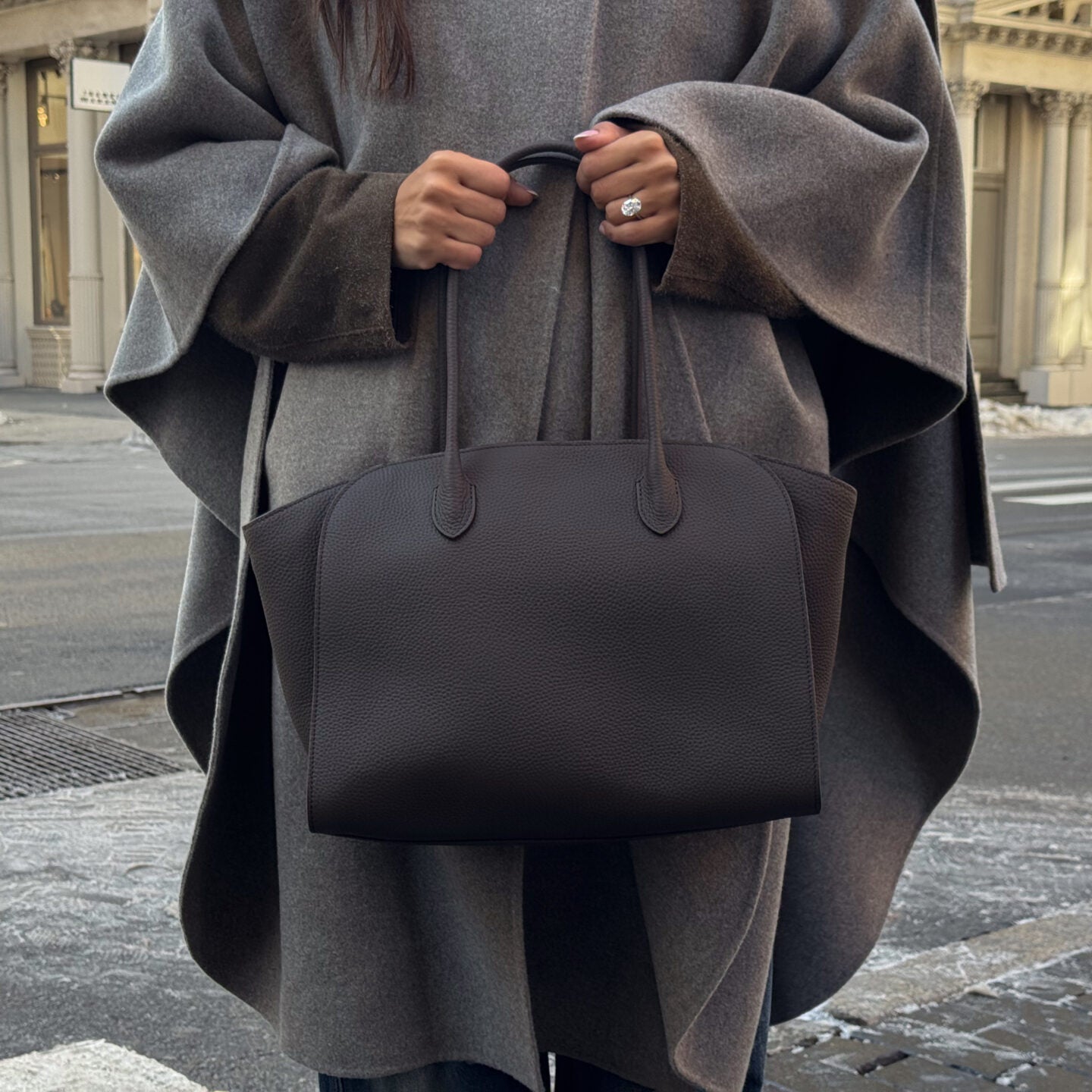 Mimoza leather tote